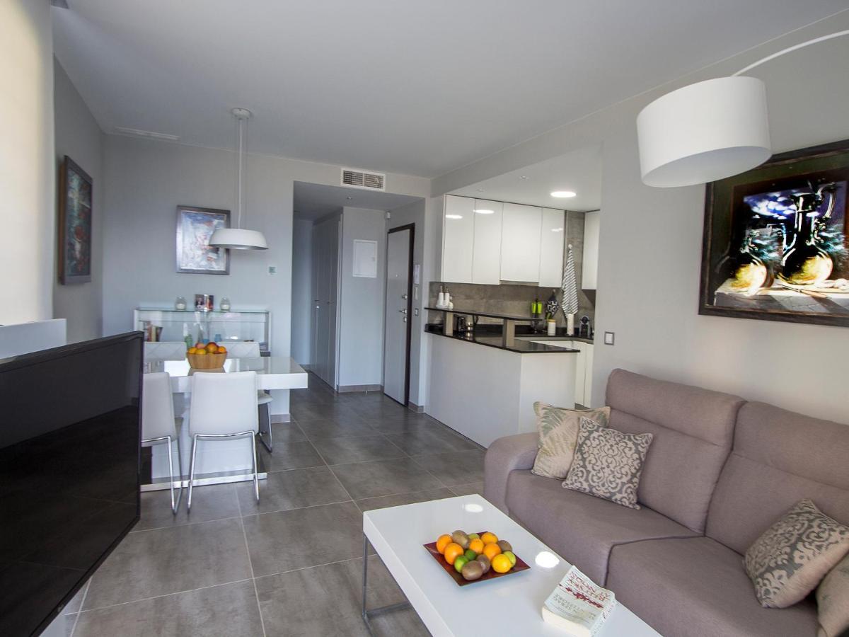 Infinity Luxury Sea View Apartment With Private Garden Arenales del Sol Exterior foto