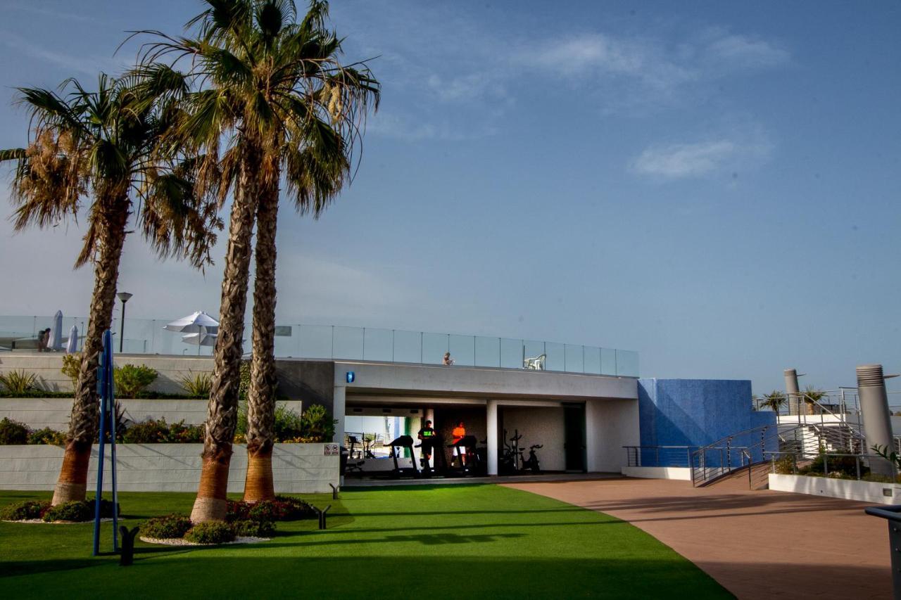 Infinity Luxury Sea View Apartment With Private Garden Arenales del Sol Exterior foto